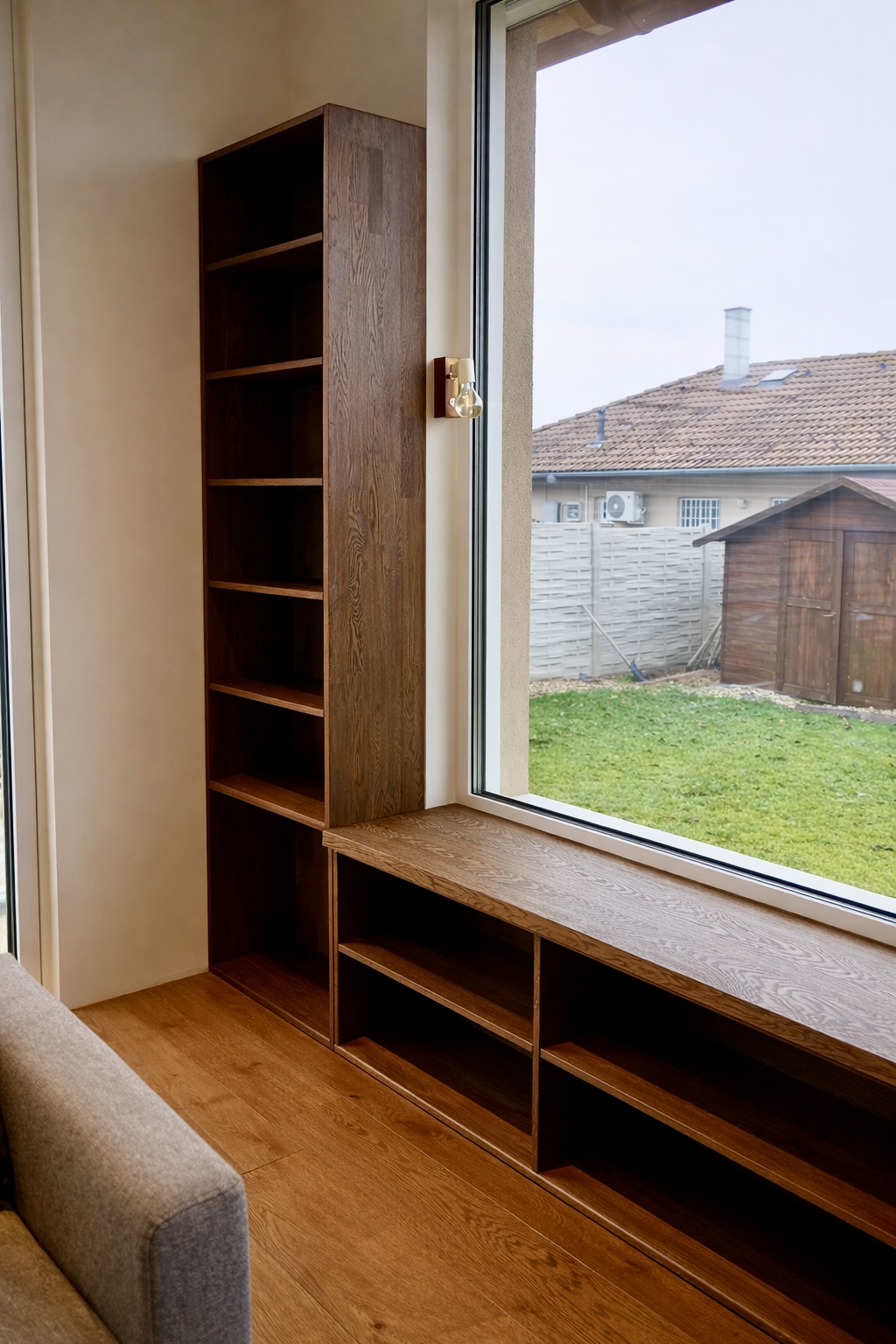 Egyéni könyvespolc